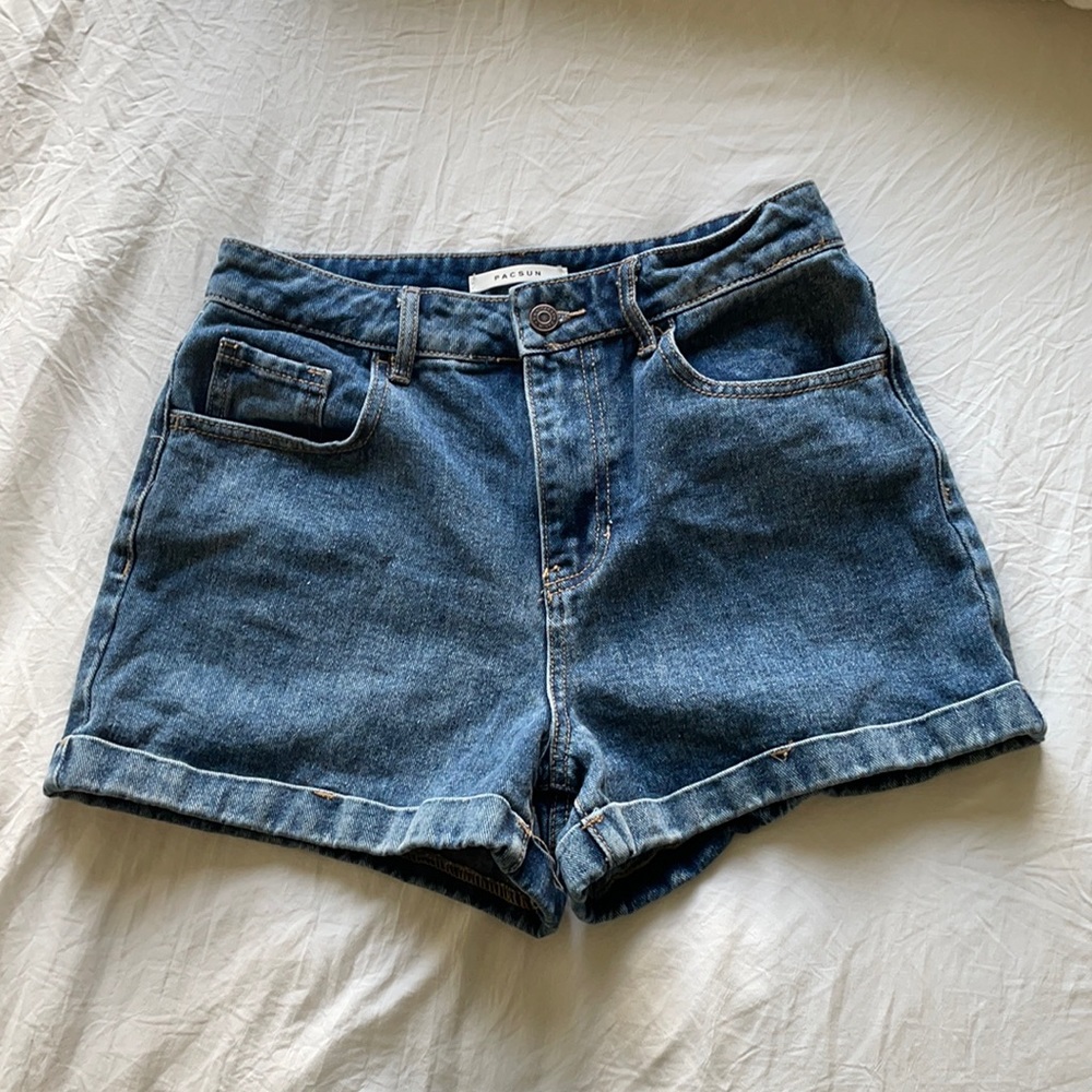 Pacsun Mom Short